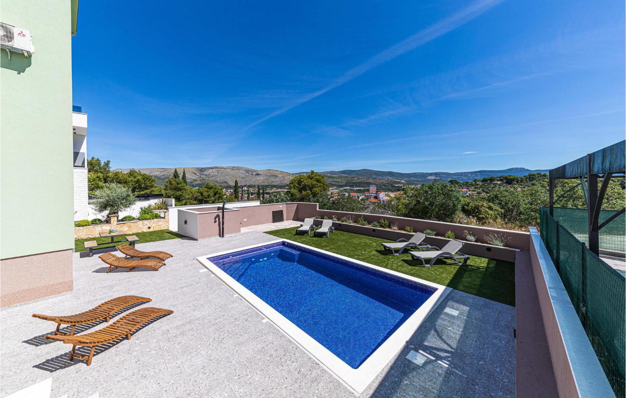 Amazing Apartment In Saldun With Wifi Trogir Exterior photo